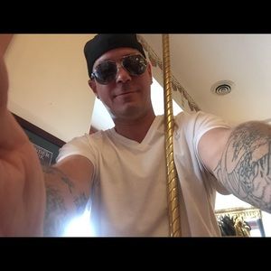 Meet your Posher, Jay